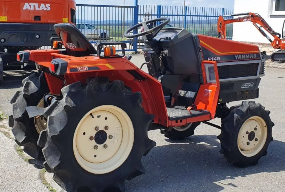 Yanmar F 145 4x4 kerti traktor - Image 3
