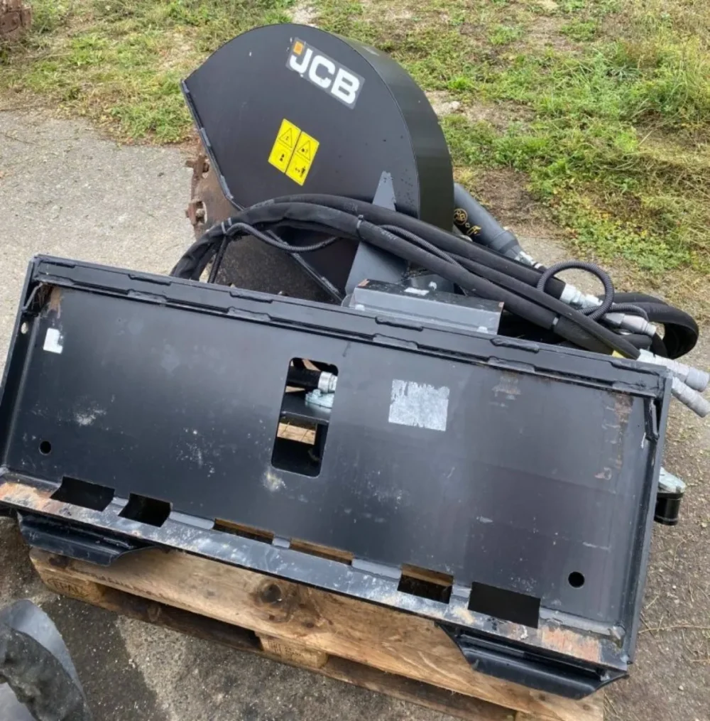 JCB tuskómaró adapter