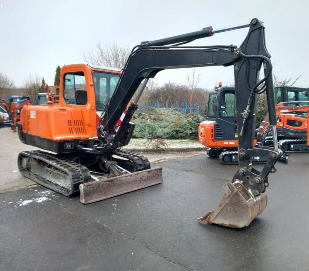 Volvo EC65 gumihevederes Kotrógép